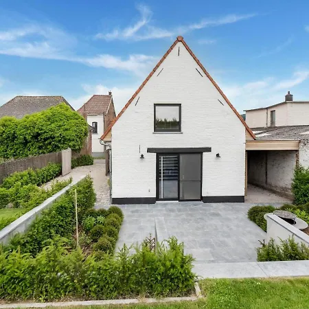 בית נופש Spacious Family Mont-de-l'Enclus