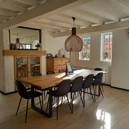 بيت للعطل Spacious Family Mont-de-l'Enclus