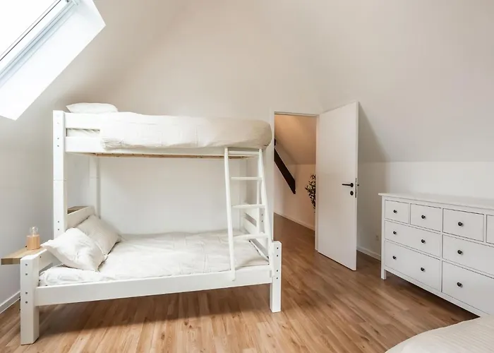 Spacious Family Holiday home Mont-de-l'Enclus